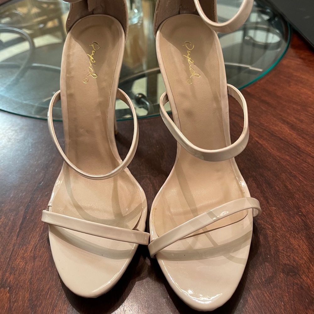 Quips heels